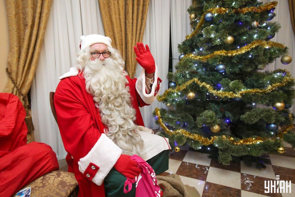 Atrodi ļoti ātri kaķi uz puzles / kolāžas ar Moje foto