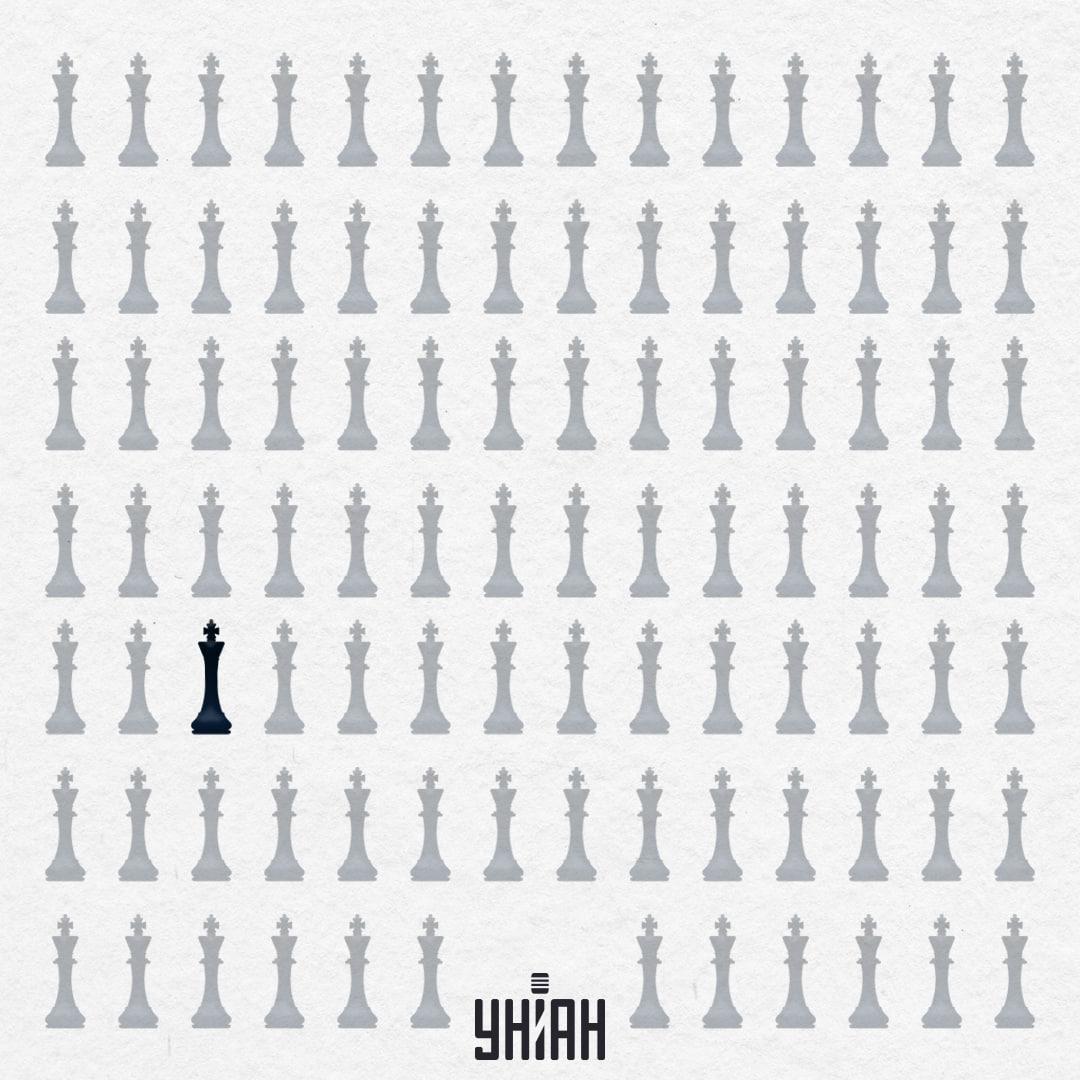 Dīvainais šaha karalis atradās trešajā rindā no apakšas tuvāk labās malas attēls / kolāža Moje